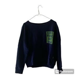 UniqloxMoMa Crew Neck sweater